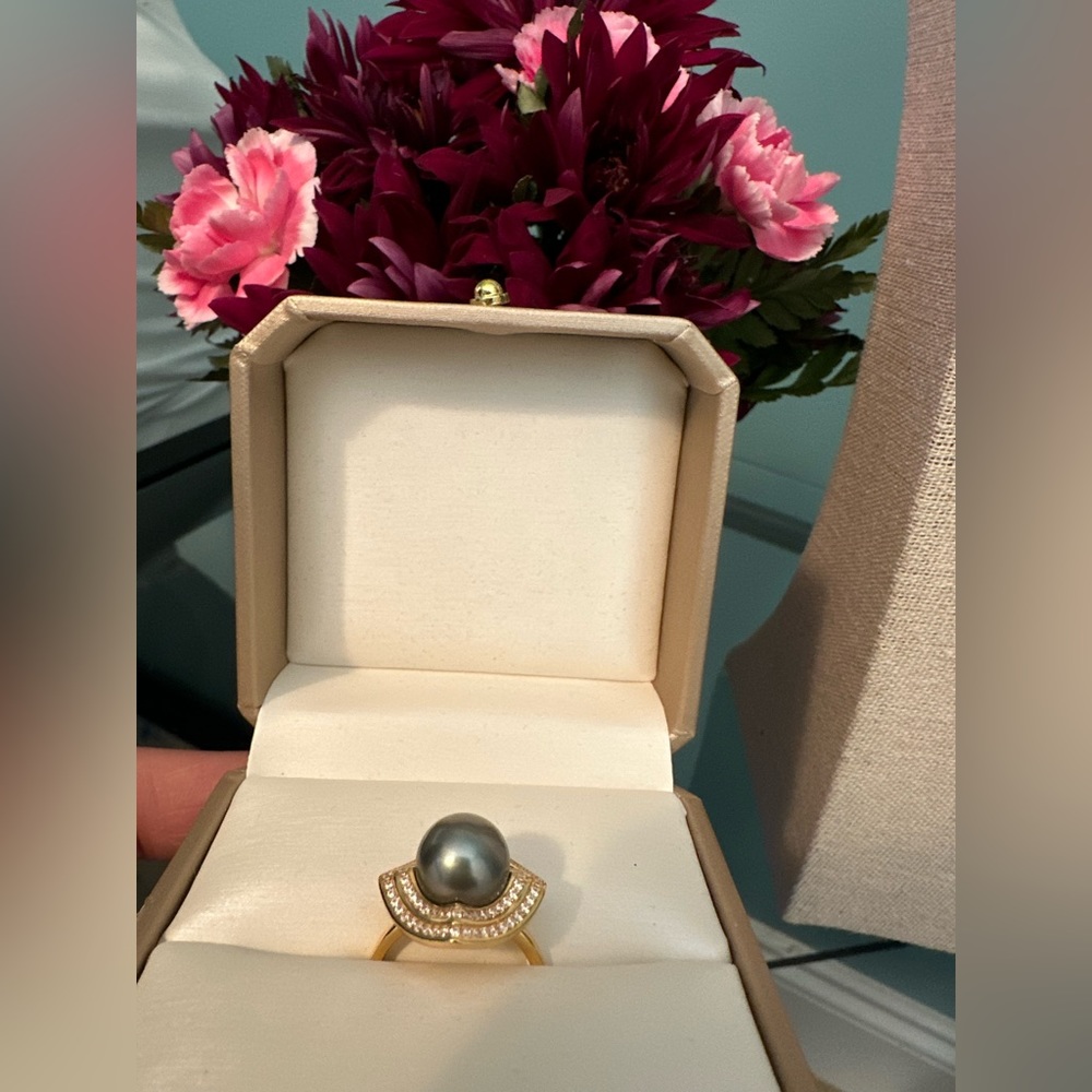 Tahiti pearl ring.